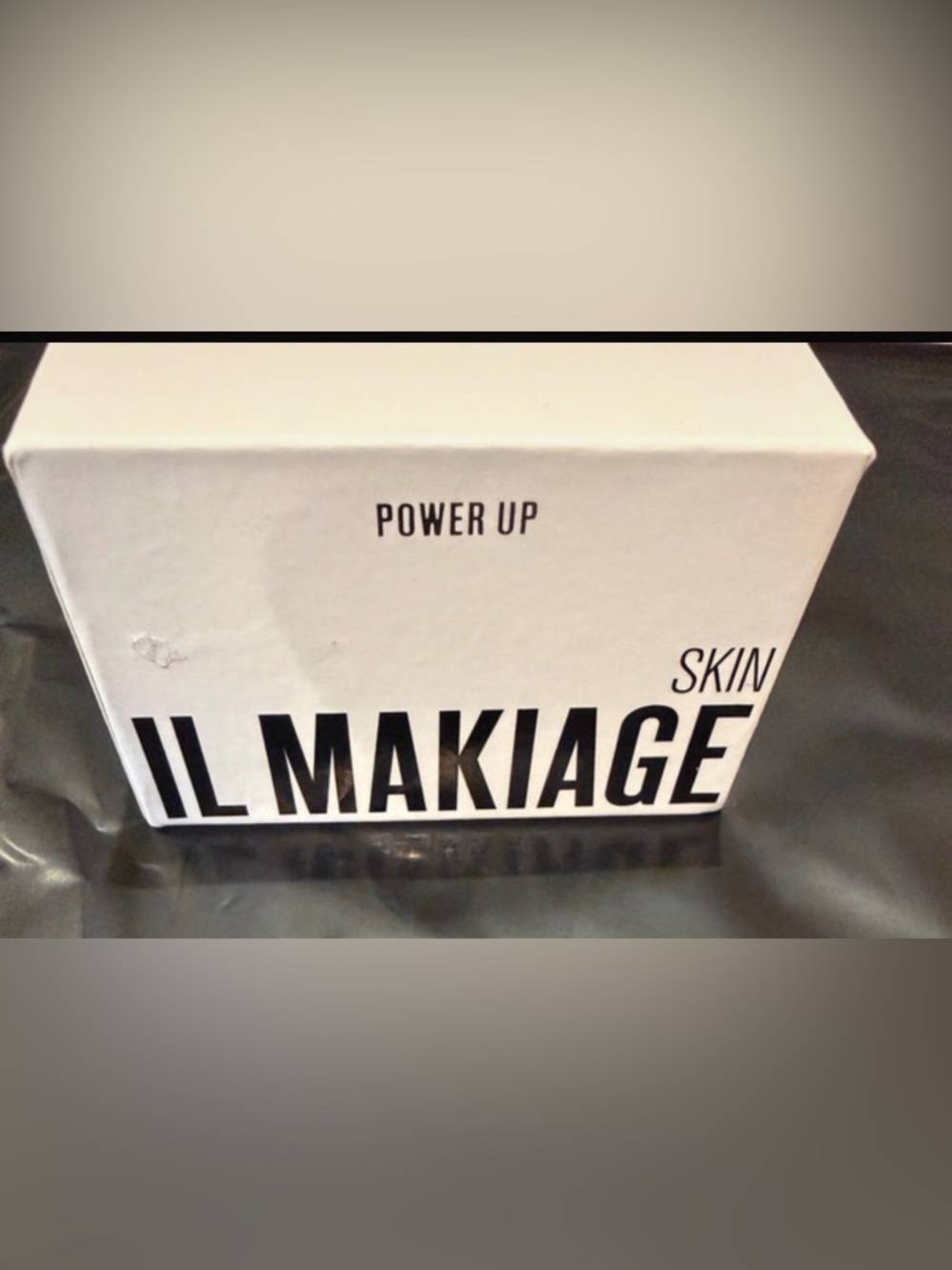 POWER UP EYE CREAM
ANTI-AGING BRIGHTNESS BOOSTING
NIACINAMIDE+VITAMIN+CAFFEINE